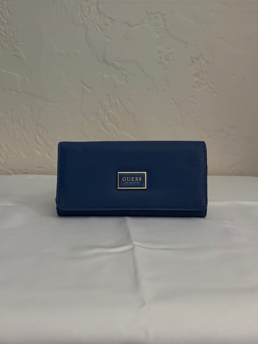 GUESS Los Angeles Navy Blue Bifold Wallet Dual ID Windows